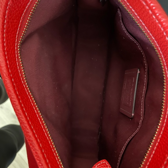 Coach Dempsey File Bag like New - Picture 9 of 10